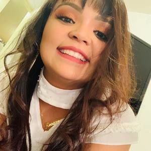 Meet your Posher, Roseane